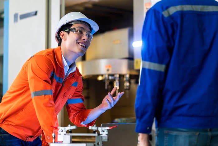 Tiến hành sửa chữa khi thiết bị hỏng
