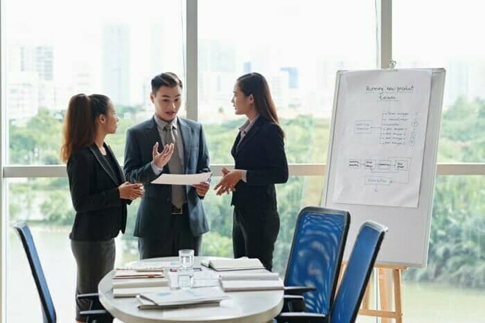 tố chất quan trọng nhất của nhà lãnh đạo là hi sinh lợi ích cá nhân