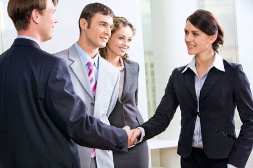 Khả năng giao tiếp của giám đốc sản xuất