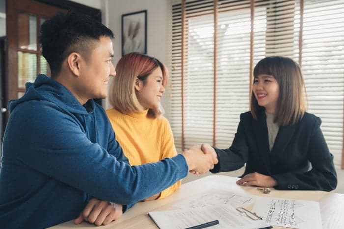 Chăm sóc khách hàng trước khi bán hàng