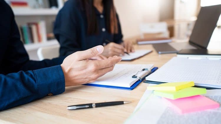 nhóm 4 được đánh giá cao về tinh thần cần cù