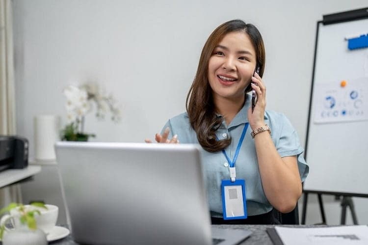 Tư vấn viên cần thể hiện sự chân thành trong mỗi cuộc gọi