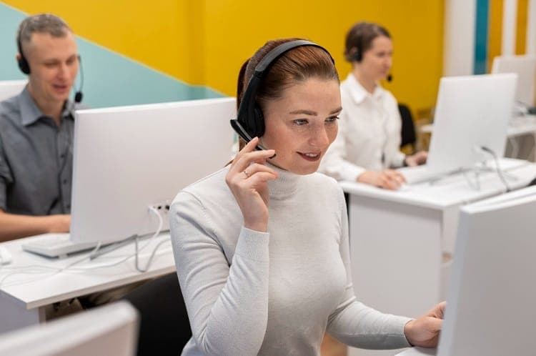 Nhân viên telesales